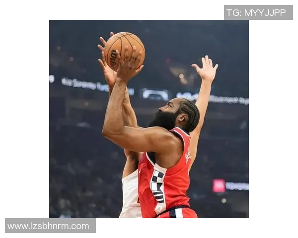 哈登37分难挽败局！快船24分反转未果惜败绿军，末节英豪梦碎三分