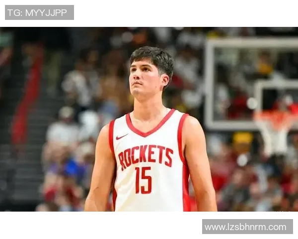 现如今火箭就急不可耐的要谢泼德成为球队头牌中心？库里成才都要三年才见起色，况且谢泼德